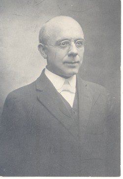 Walter B Yount