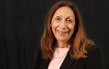 Roslyn Vargas Headshot