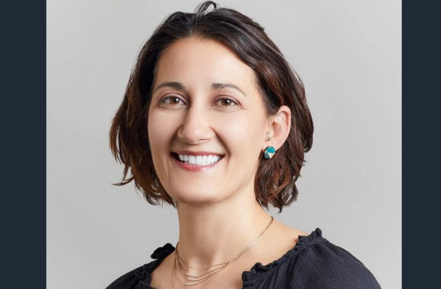 Kristen Shahverdian Headshot